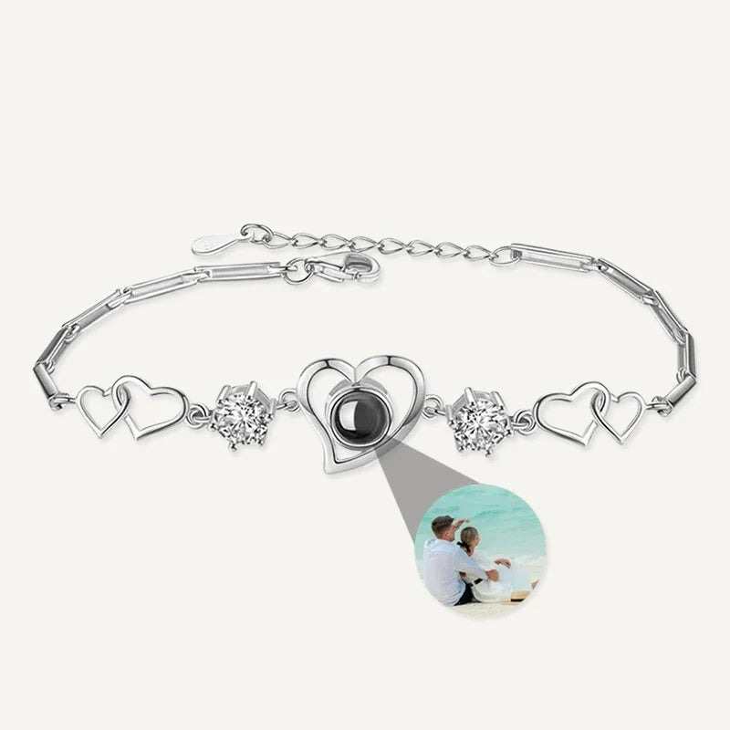 Fotoarmband mit zwei verschlungenen Herzen