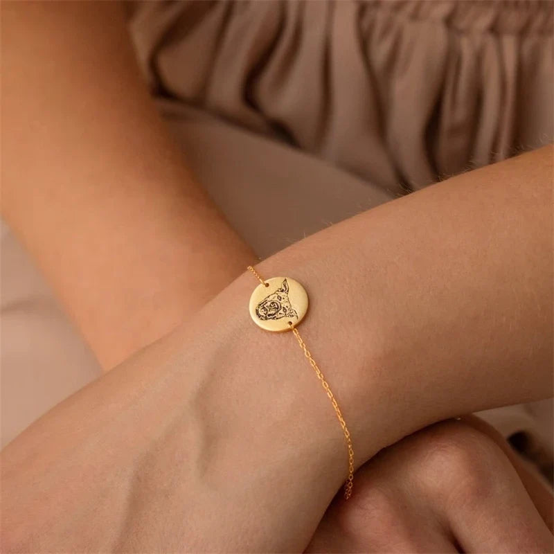 Fotoarmband mit graviertem Tierbild