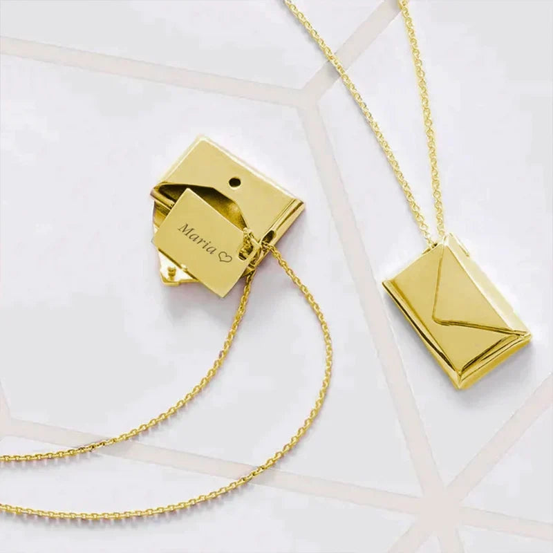 Kette mit Briefumschlag Anhänger