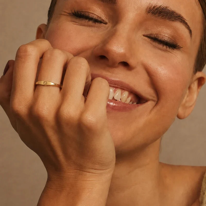 Sternzeichen Ring mit graviertem Symbol