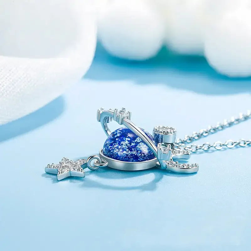 Kette für die Tochter mit Stern und Mond