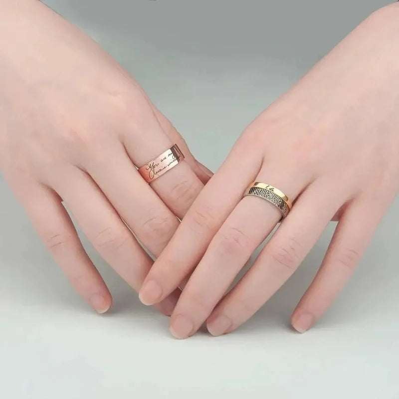 Breiter Ring mit Gravur