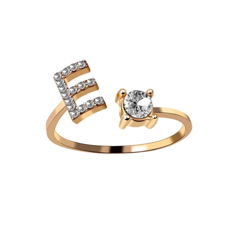 Ring mit Buchstabe und Zirkonia Stein