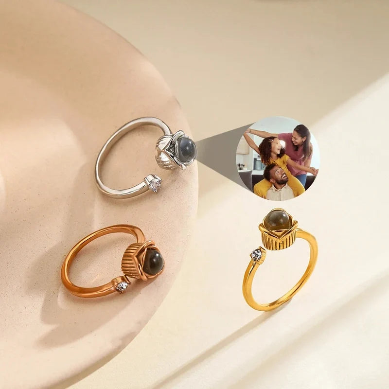 Ring mit Bild im Stein
