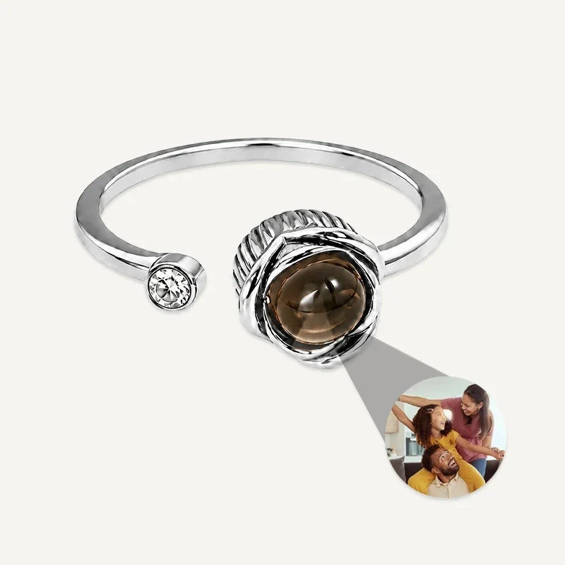 Ring mit Bild im Stein