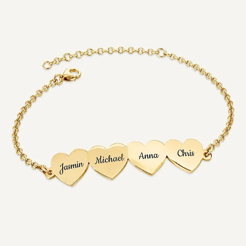 Armband mit Herzen und gravierten Namen