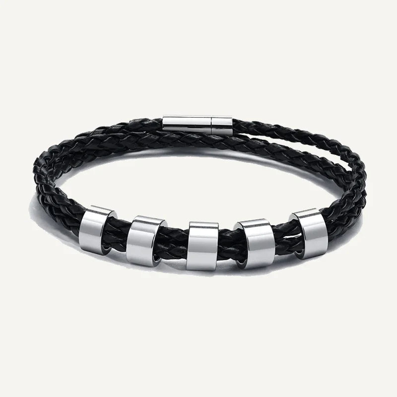 Herrenarmband aus Leder mit gravierten Namen