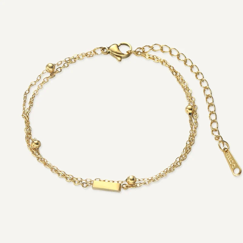 Armband mit Buchstabe