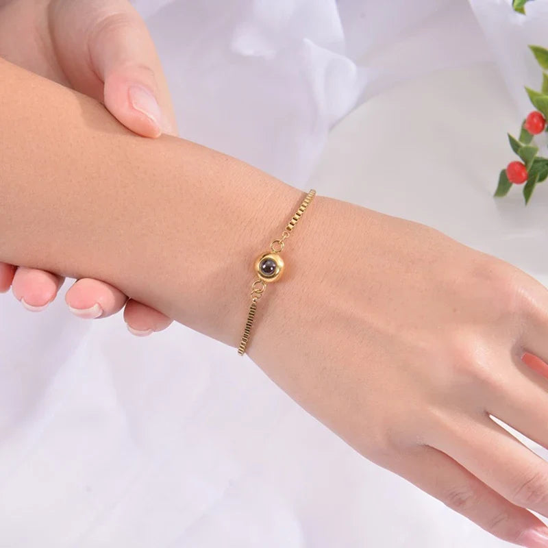Feines Fotoarmband für Damen mit Bildprojektion