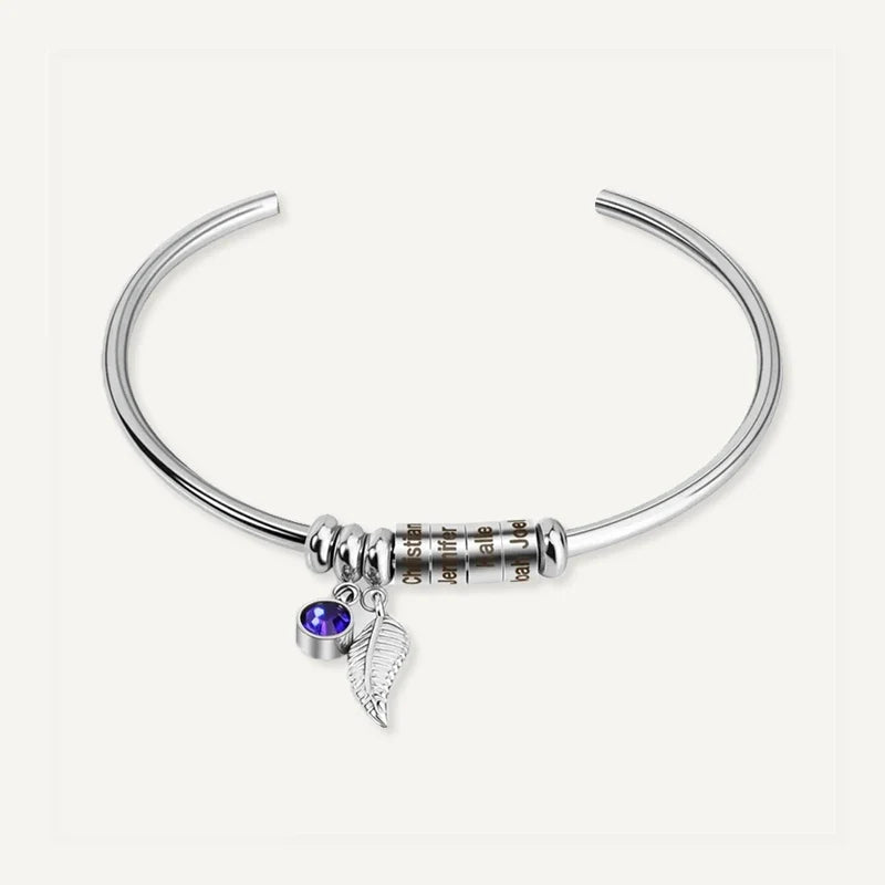 Familienarmband mit Namen und Geburtssteinen