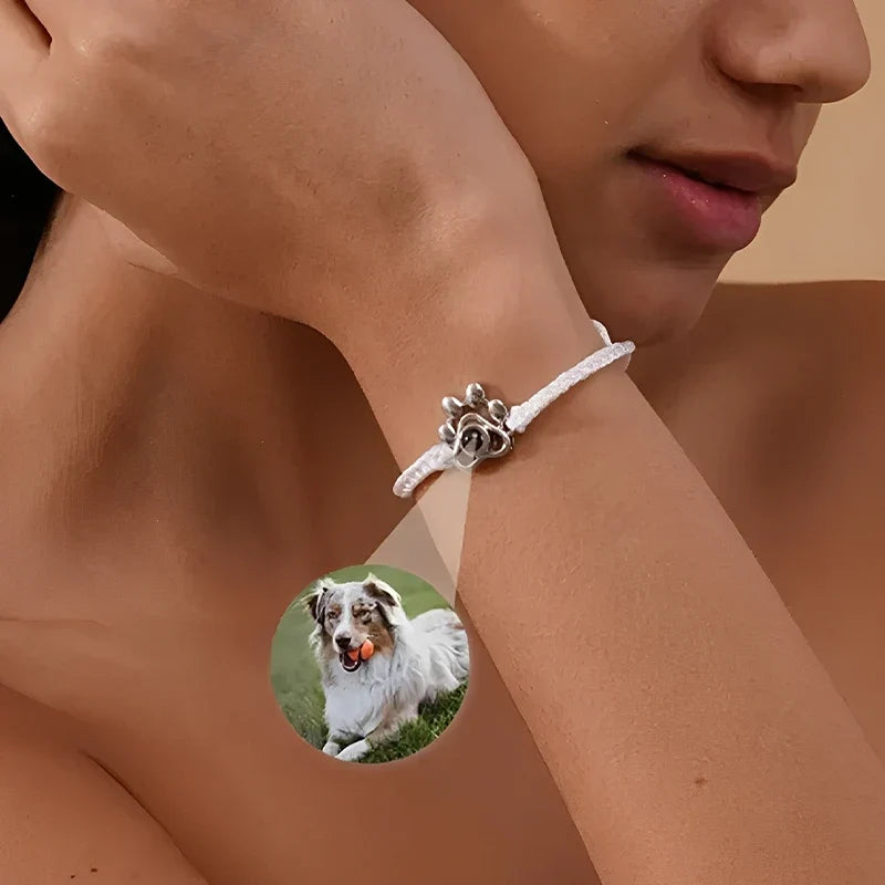 Geflochtenes Fotoarmband mit Hundepfote