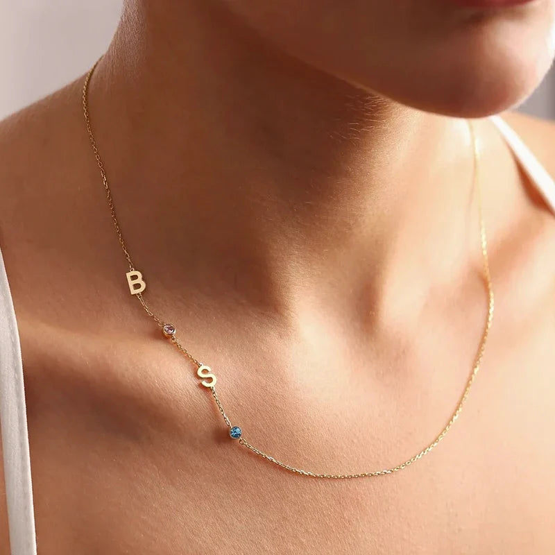 Kette mit 2 Initialen und Geburtssteinen