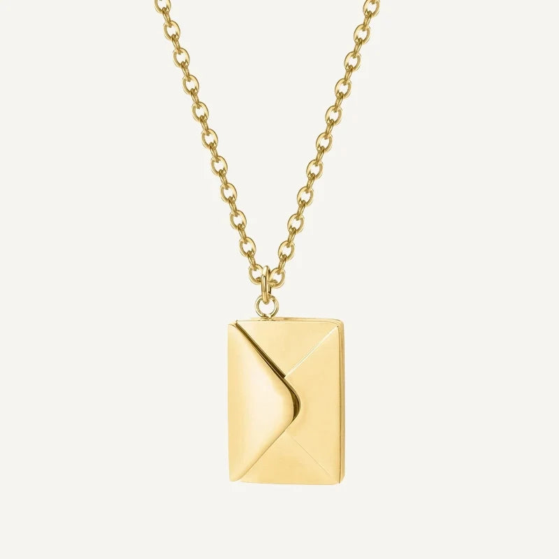 Kette mit Briefumschlag Anhänger