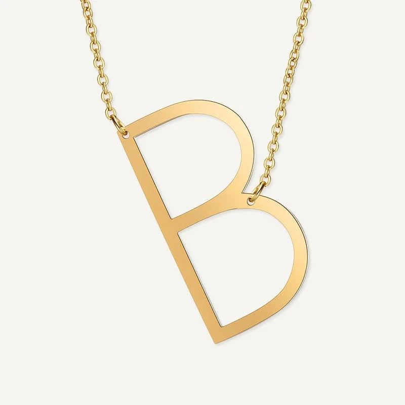 Buchstabenkette mit großem Buchstaben