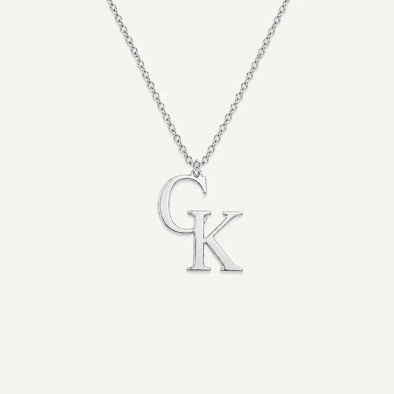 Kette mit 2 Buchstaben