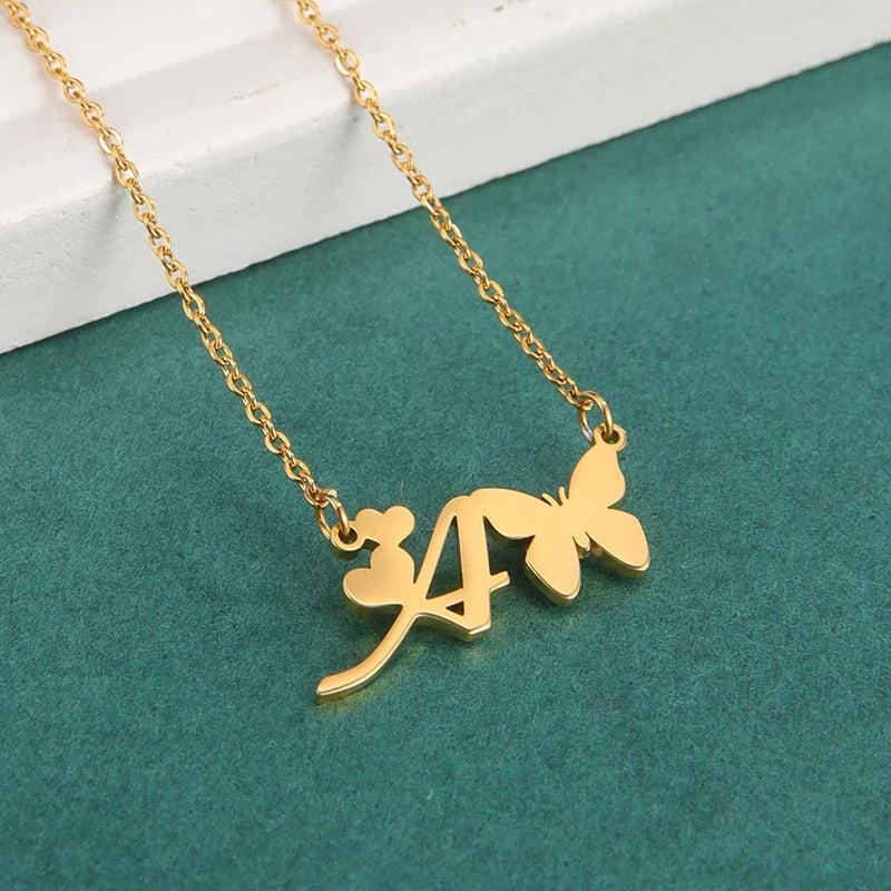 Schmetterling Kette mit Buchstabe