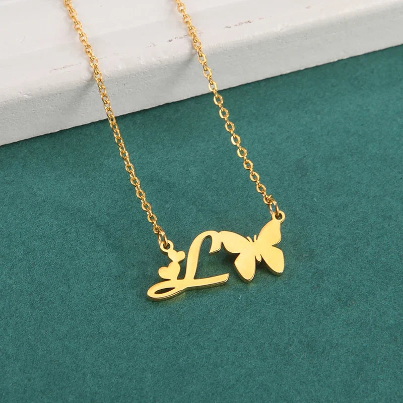 Schmetterling Kette mit Buchstabe