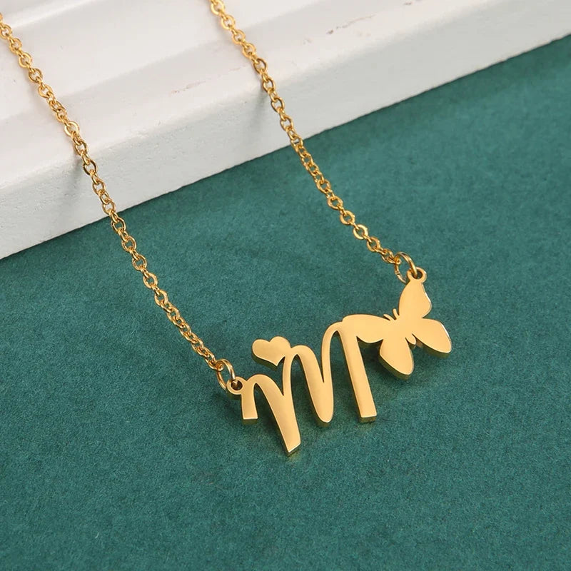 Schmetterling Kette mit Buchstabe