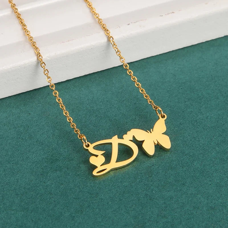 Schmetterling Kette mit Buchstabe