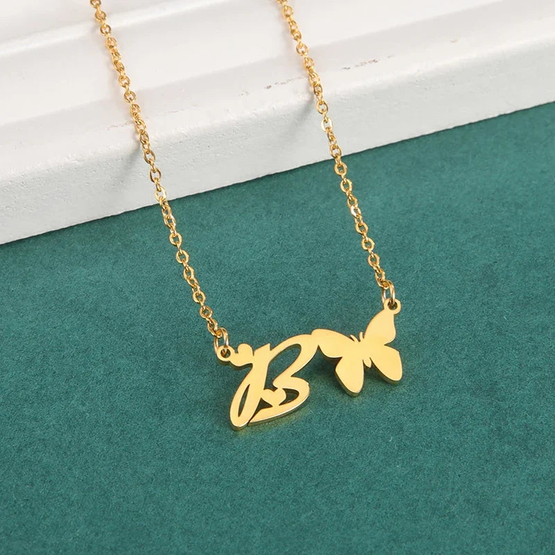Schmetterling Kette mit Buchstabe
