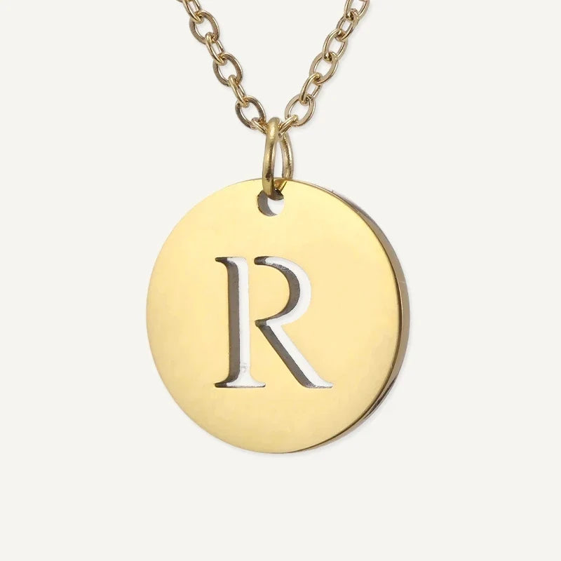 Buchstabenkette mit rundem Anhänger