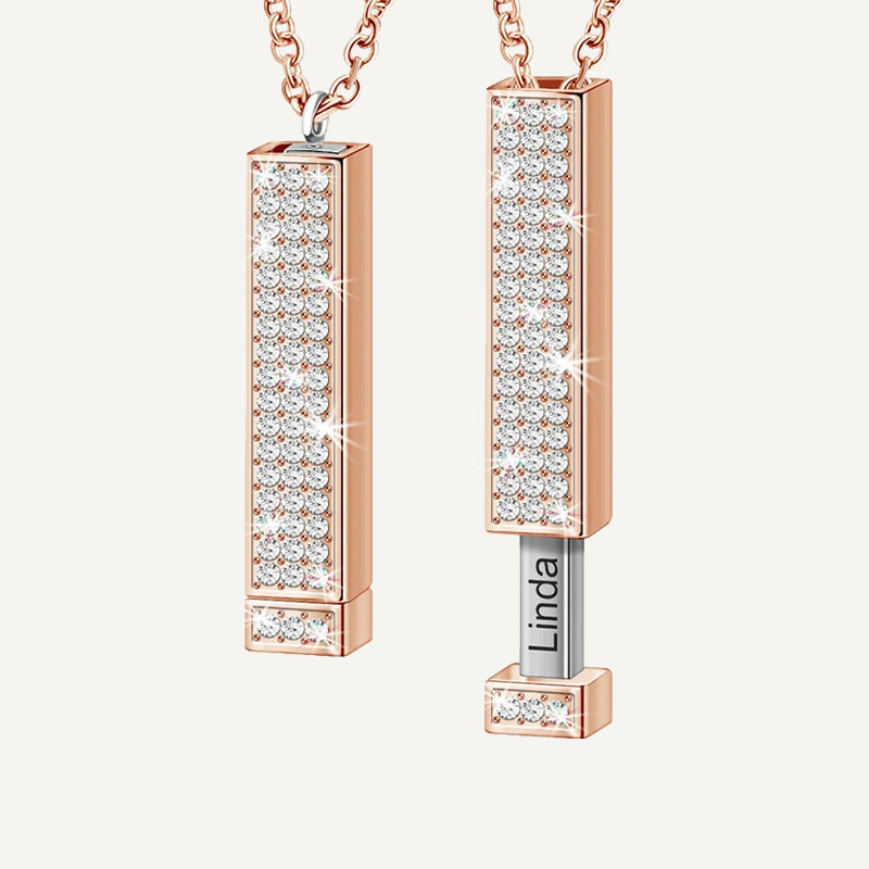Kette mit Zirkonia Anhänger und versteckter Gravur