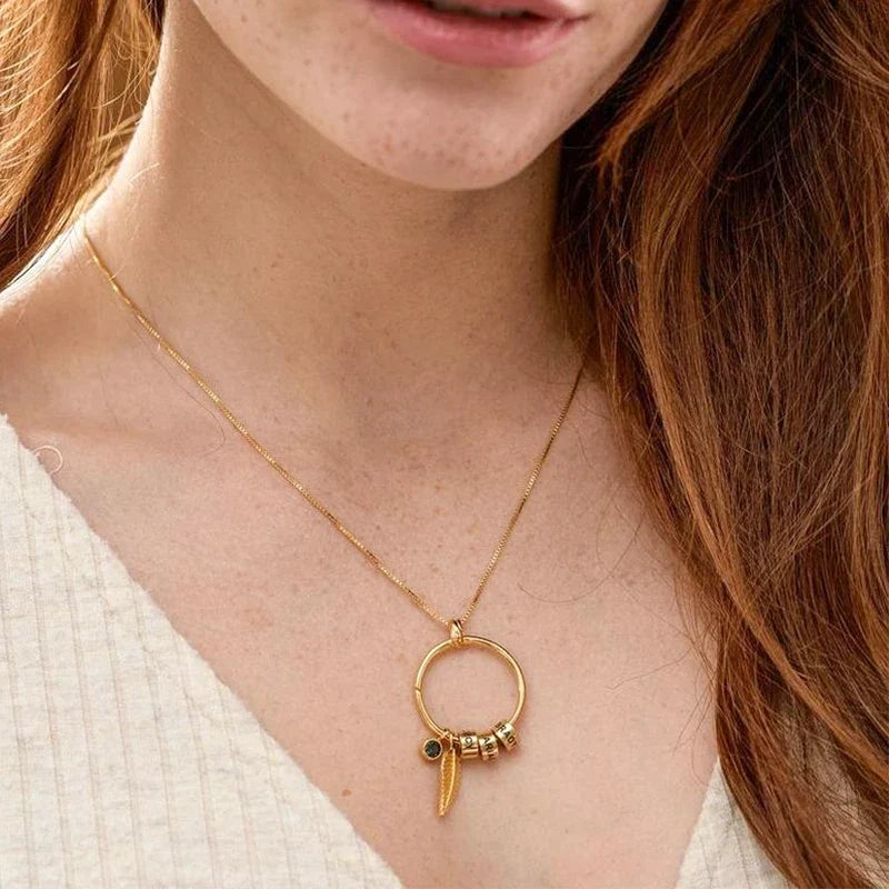 Kette mit Feder