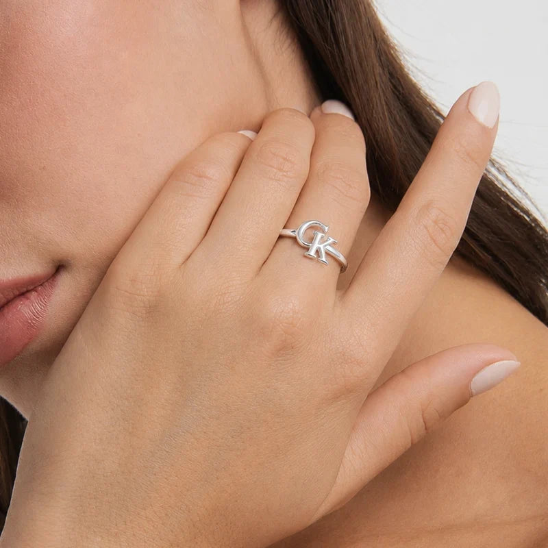 Ring mit 2 Buchstaben