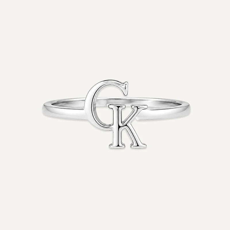 Ring mit 2 Buchstaben