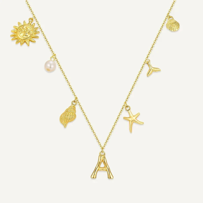 Buchstabenkette mit Muschel Charms