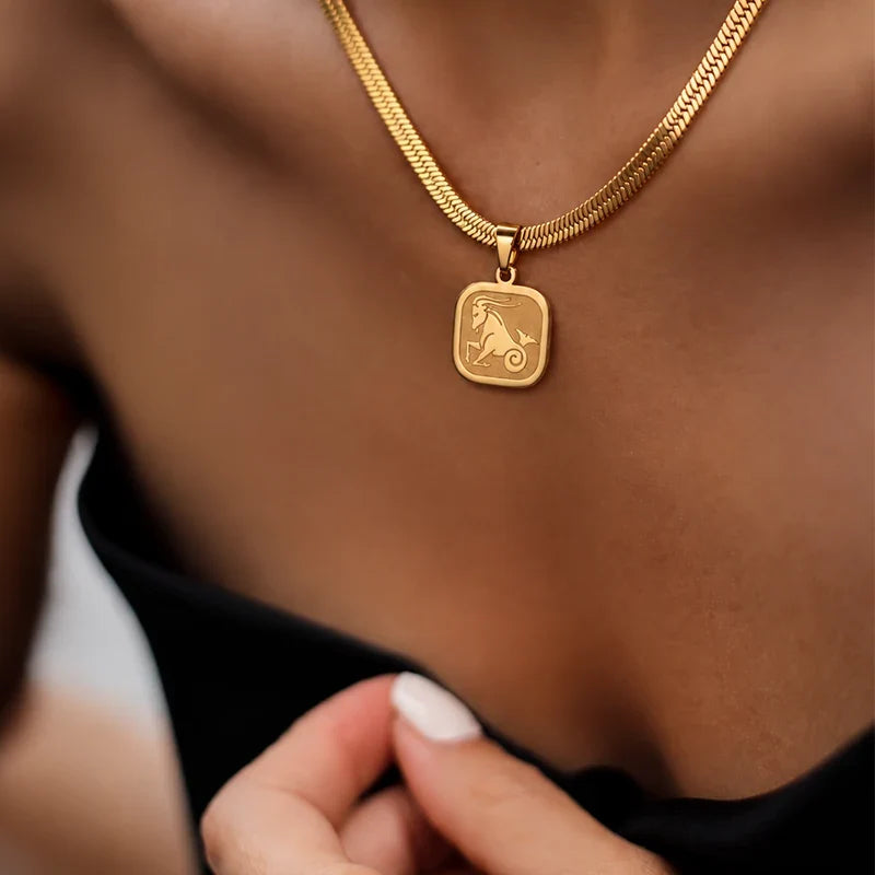 Sternzeichen Kette mit quadratischem Anhänger