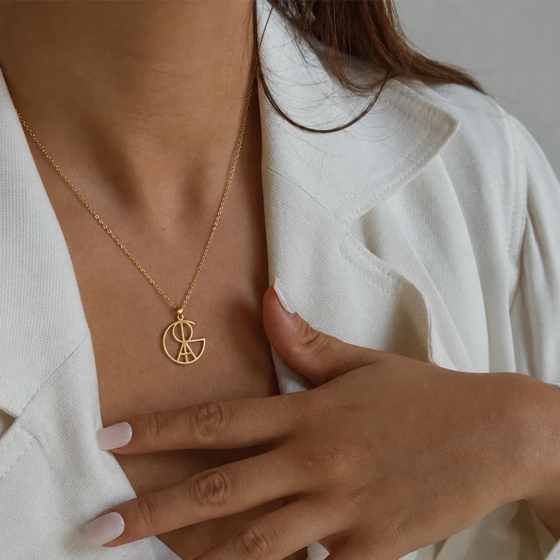 Monogramm Kette mit verschlungenen Buchstaben