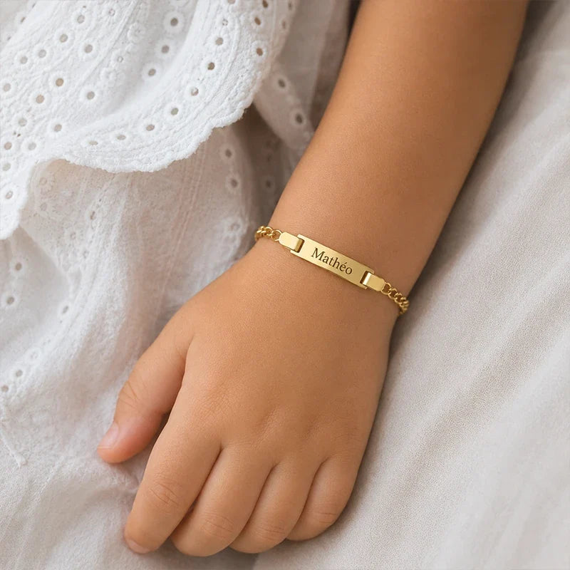 Kinderarmband mit Gravur